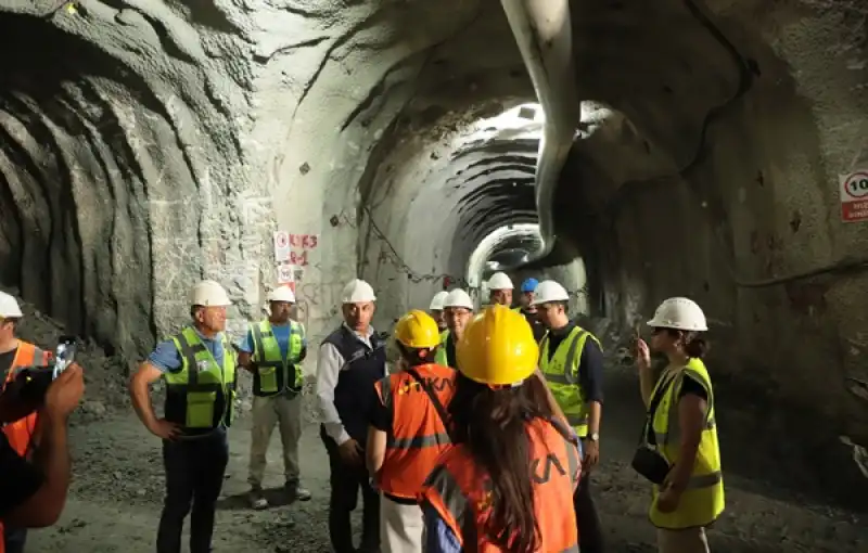 Deprem Sonrası, Daha Güçlü Hatay Için Dev Adımlar