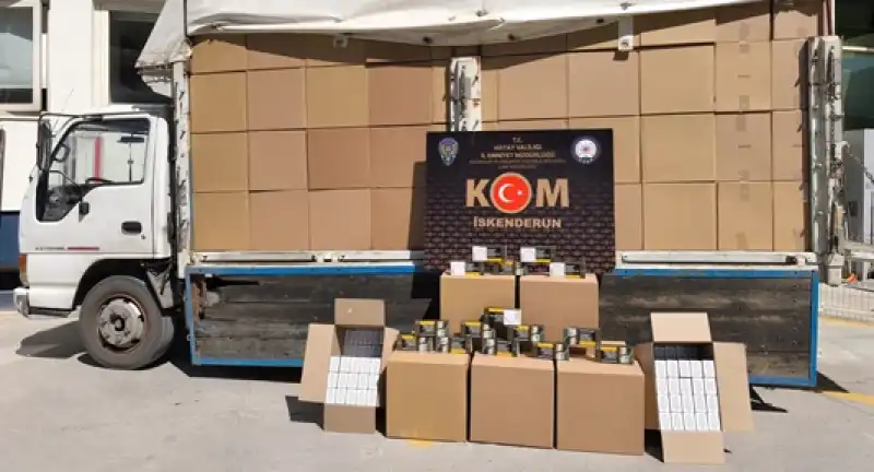 Hatay'da 2 Milyon 760 Bin Makaron Ele Geçirildi