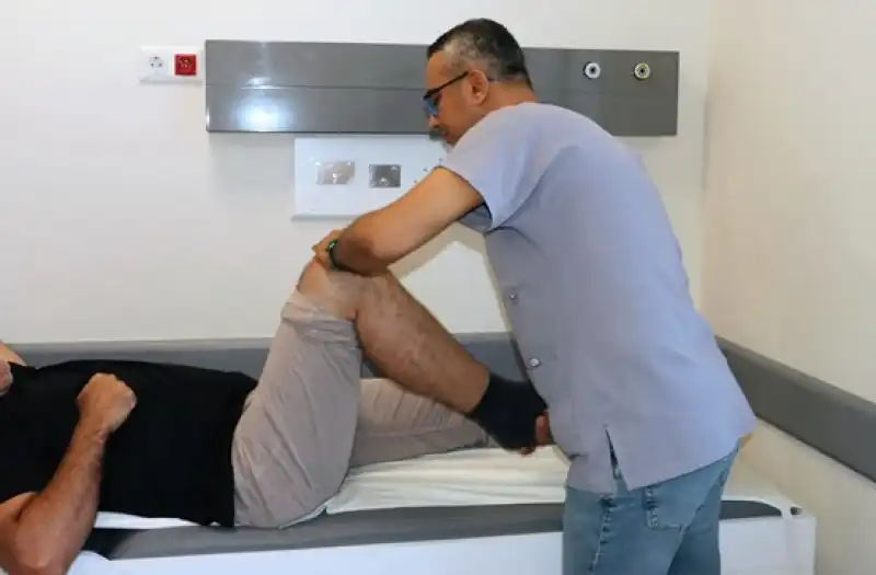 Altınözü Devlet'te Ortopedi Cumartesi Poliniği Tam Gaz Devam