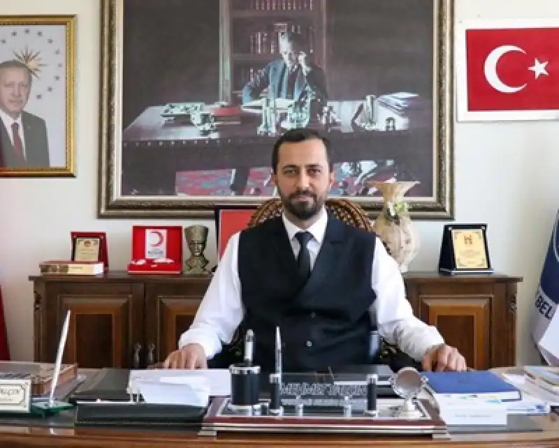 Yayladağı’nda Köylerden İlçe Merkezine Dolmuş Seferleri Başlıyor