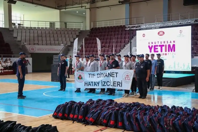 Hatay’da Unutursan Yetim Kalır Programı Düzenlendi