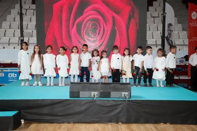 Hatay’da Unutursan Yetim Kalır Programı Düzenlendi