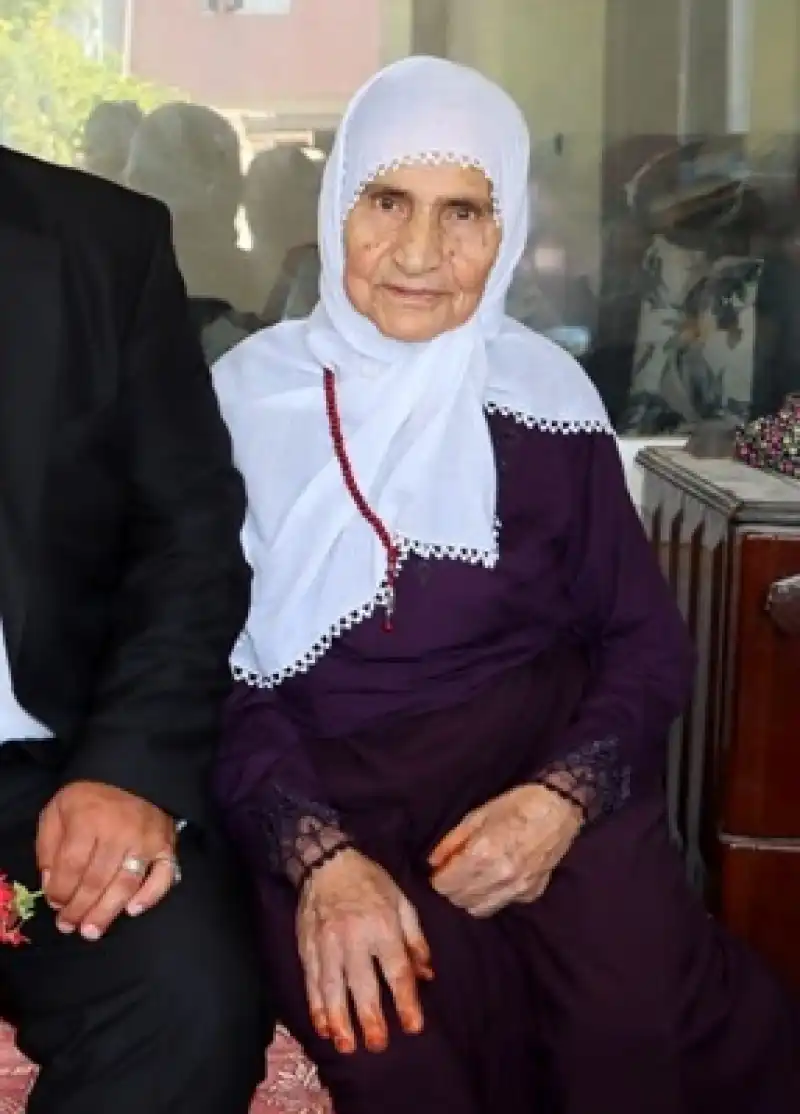 Hacı Rahme Taze Son Yolculuğuna Uğurlandı