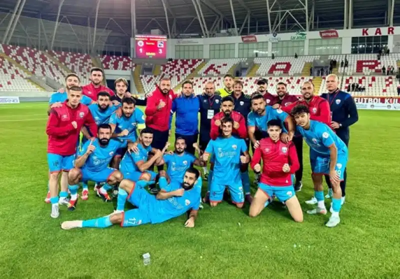 İskenderunspor, Karaman’da Plakayı Yazdı