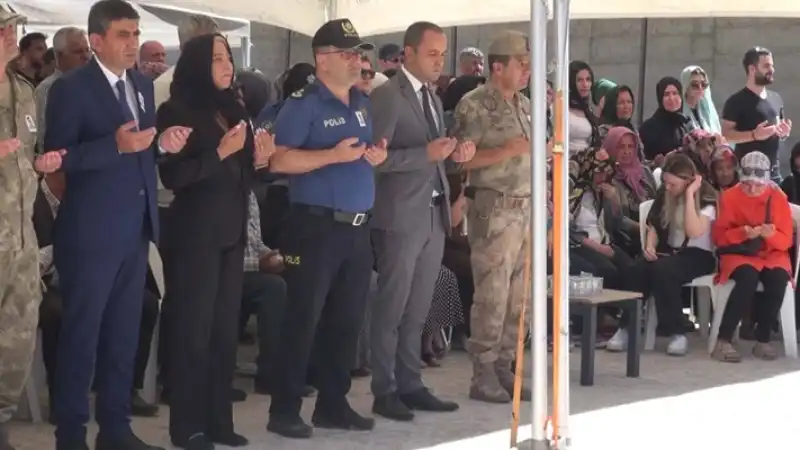 Kalp Krizi Geçiren Polis Memuru Son Yolculuğuna Uğurlandı 