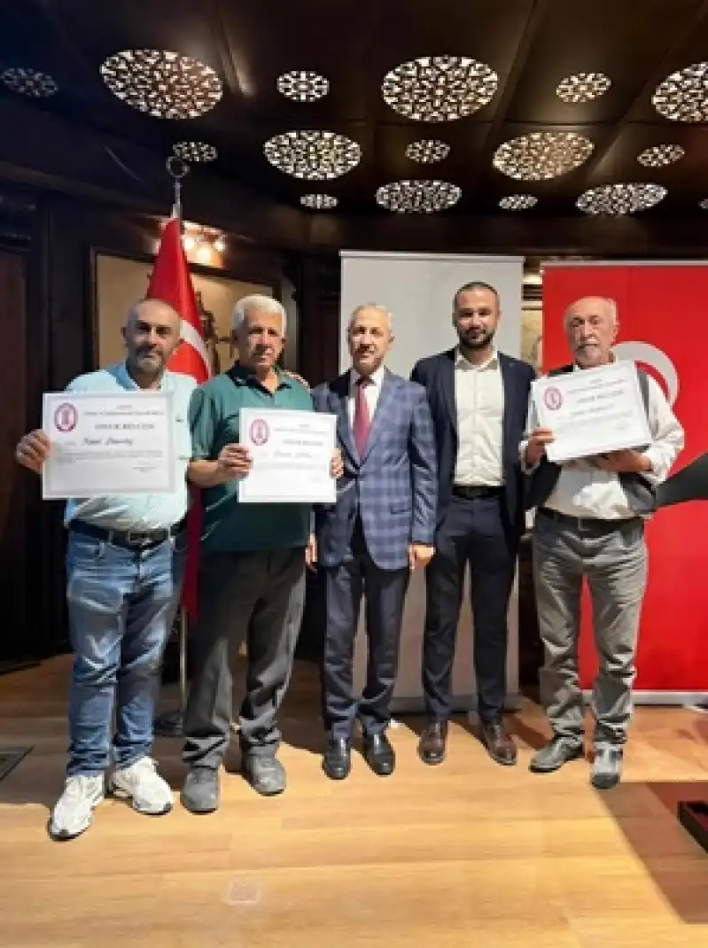  Ahilik Haftası Kutlamalarına Eren De Katılarak, Belge Takdiminde Bulundu.