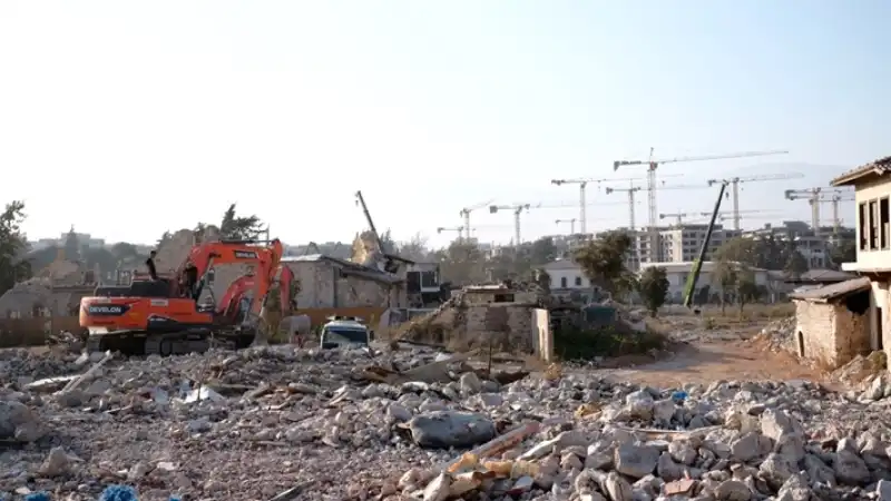 Antakya’nın Tarihi Dokusu Kepçelerle Yok Oluyor