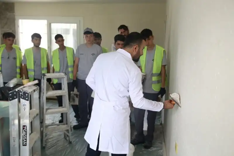 HBB “birlikte Ustayız Projesi” Ile Boya Ustaları Yetiştiriyor