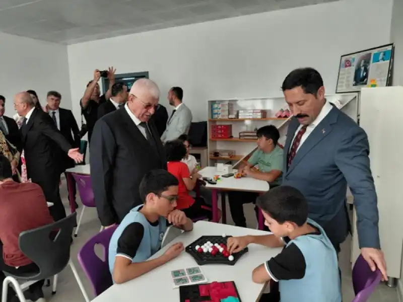 Hatay'da Hayırseverler Tarafından Yaptırılan Bilim Ve Sanat Merkezi Açıldı