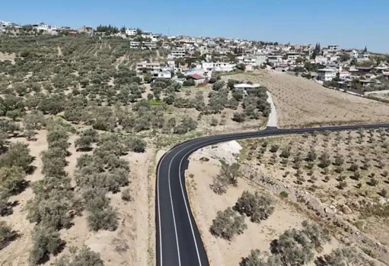 İki Ilçeyi Bağlayan Yol Asfaltlandı