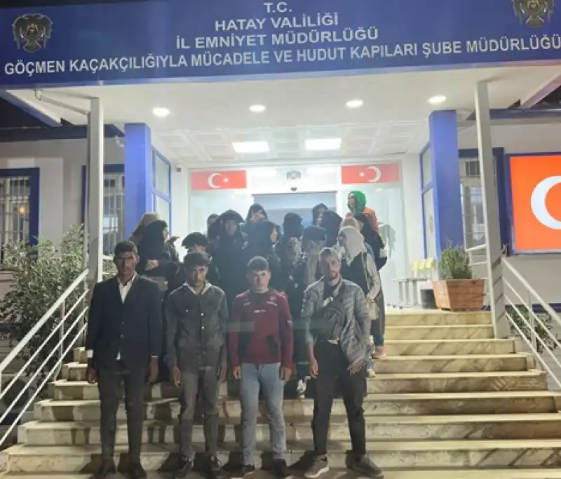 Hatay'da 20 Düzensiz Göçmen Yakalandı