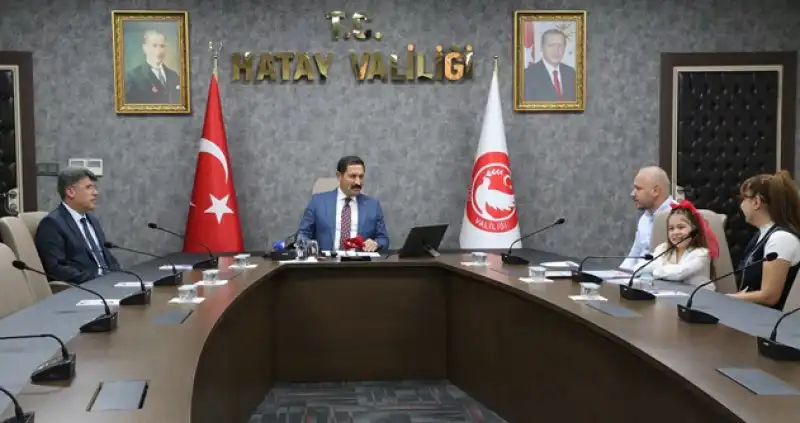 TEKNOFEST Mavi Vatan'da Birincilik Alan 8 Yaşındaki çocuğa Takdir Plaketi Verildi  