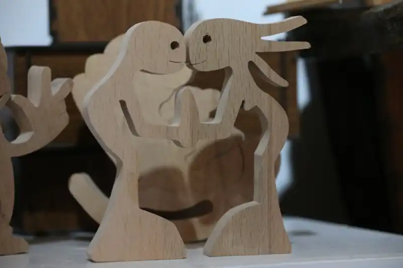 Deprem Günü Açacağı Atölyesi Yıkılan Ahşap Ustası Kültür Ve Sanat Çarşısı'nda Moral Buldu