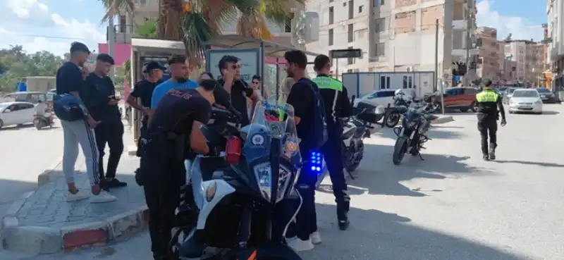 Samandağ Ilçesinde Polis Ekiplerince Asayiş Uygulaması Yapıldı 