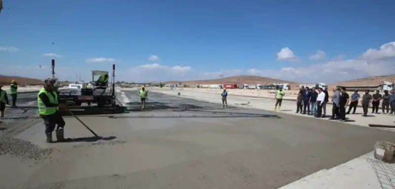 Hatay'daki Cilvegözü Sınır Kapısı'nda Tır Parkı Ve Lojistik Köy Inşası Sürüyor