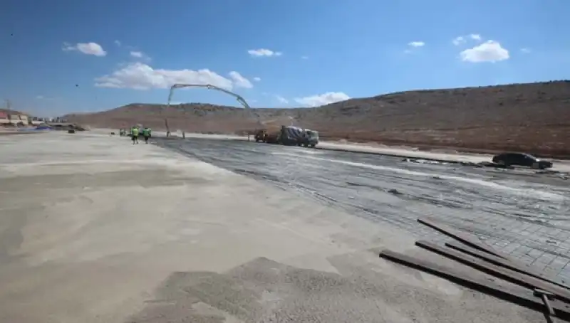 Hatay'daki Cilvegözü Sınır Kapısı'nda Tır Parkı Ve Lojistik Köy Inşası Sürüyor