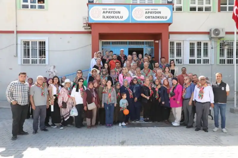 Hataylı çocuklara Konya'dan Eğitim Desteği