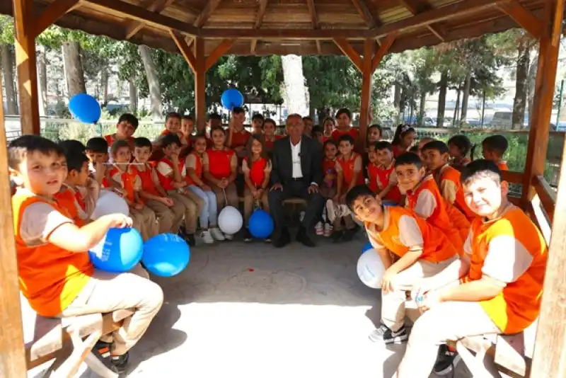 Başkan Yapar, çocuk Şenliği’nde çocuklarla Bir Araya Geldi