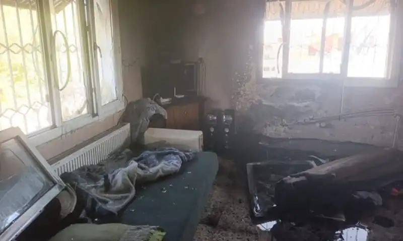 Antakya'da Tek Katlı Evde çıkan Yangın Hasara Neden Oldu