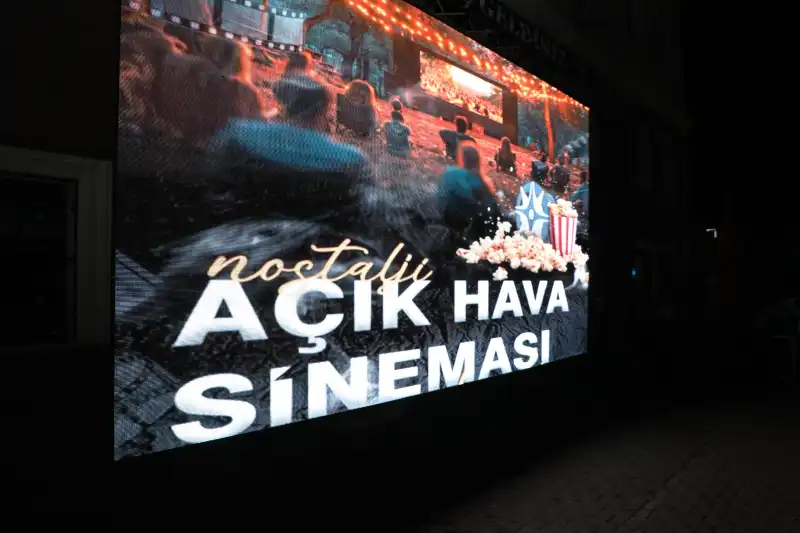 Hatay’da Açık Hava Sineması Keyfi 
