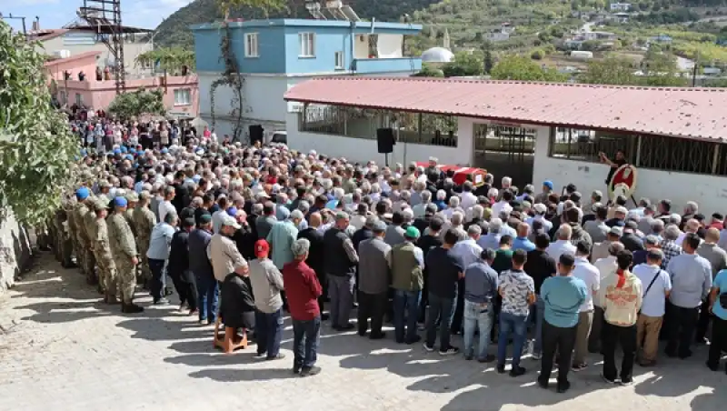 Hatay'da 105 Yaşında Vefat Eden Kore Gazisi Karakuş Son Yolculuğuna Uğurlandı