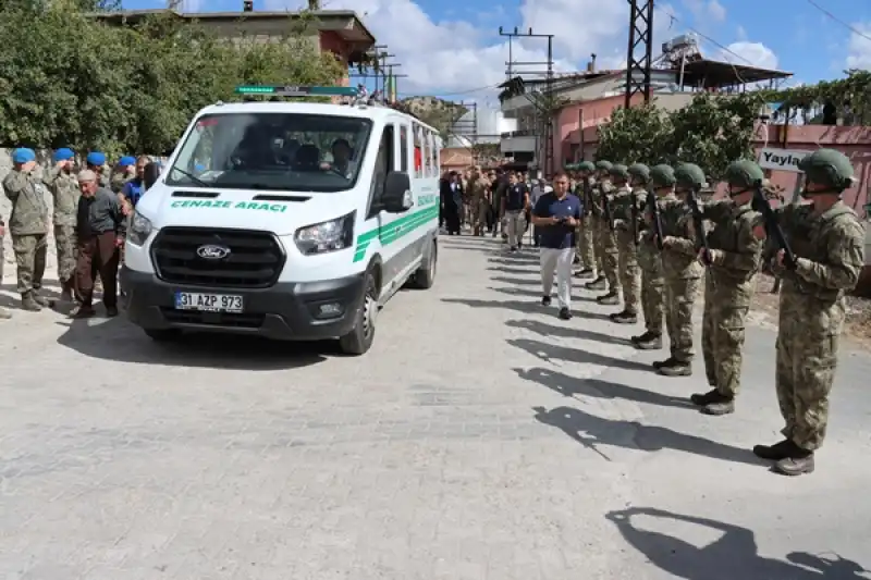 Hatay'da 105 Yaşında Vefat Eden Kore Gazisi Karakuş Son Yolculuğuna Uğurlandı