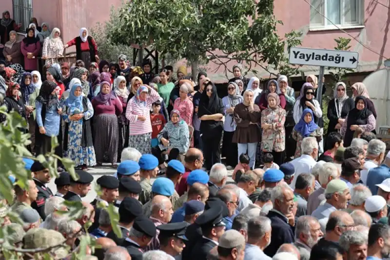 Hatay'da 105 Yaşında Vefat Eden Kore Gazisi Karakuş Son Yolculuğuna Uğurlandı