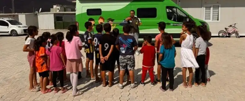 Yeşilay Karavan Etkinlikleriyle Afetzede çocukları Bağımlılıklara Karşı Bilinçlendiriyor