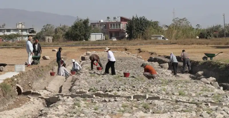 Antakya Antik Hipodrom Ve çevresindeki Kazı çalışmaları Devam Ediyor