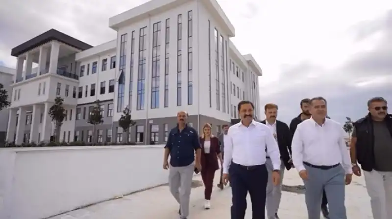 Hatay Valiliği Yeni Hizmet Binası Gün Sayıyor