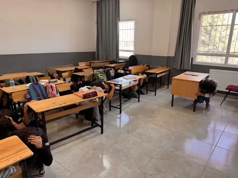 Hatay'daki Okullarda Tahliye Tatbikatı Yapıldı