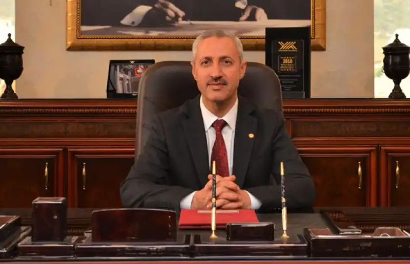 MKÜ Öğrencilerinden TÜBİTAK 2209-A Başvurularında Yeni Hedef: 500 Proje!
