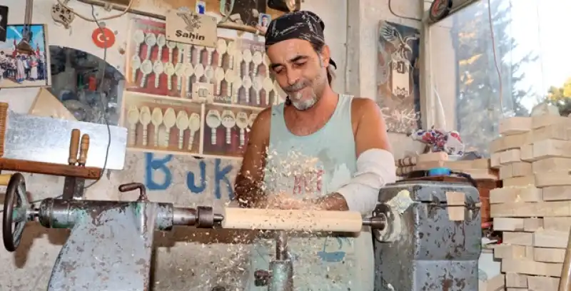 Ahşap Ayak Masaj Ve Refleksoloji Silindiriyle Doğal Rahatlama