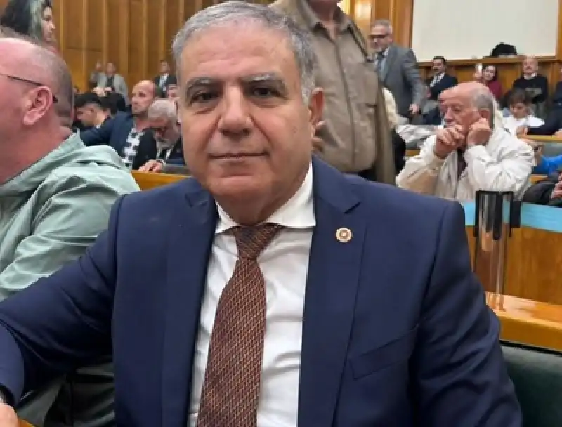 Güzelmansur: “Antakya’nın Ruhu Kepçelerle Yok Ediliyor!”
