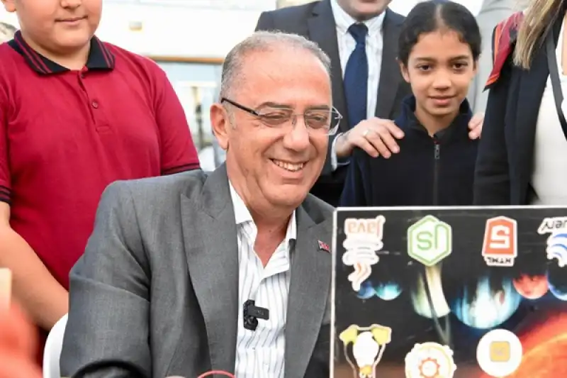 Başkan Yapar, TÜBİTAK 4007 Bilim Şenliği’nde çocuklar Ve Gençlerle Bir Araya Geldi