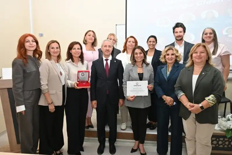 KAİSDER'in Desteğiyle Hatay Mustafa Kemal Üniversitesine 4 Dil Laboratuvarı Kuruldu