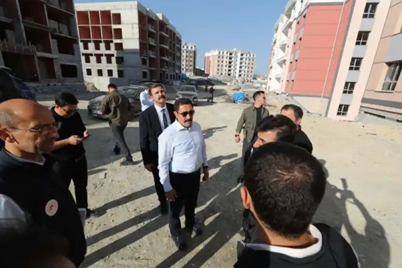 Hatay Antakya'da Afet Konutlarının Yapımı Sürüyor