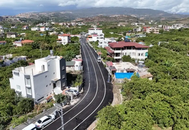 HBB Samandağ’da Yol çalışmalarına Devam Ediyor