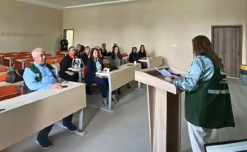 Hatay'da Kadın Muhtarlara Bağımlılıkla Mücadele Eğitimi Verdi