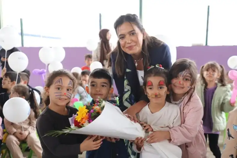 HBB, Gazeteciler Gününü Miniklerle Kutladı