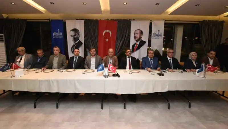 Başkan Yapar, Muhtarlar Günü’nde Muhtarlarla Bir Araya Geldi