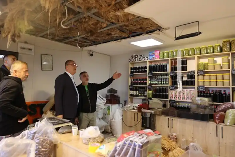 Başkan Yapar, Yoğun Yağışlardan Zarar Gören çarşıları Ziyaret Etti