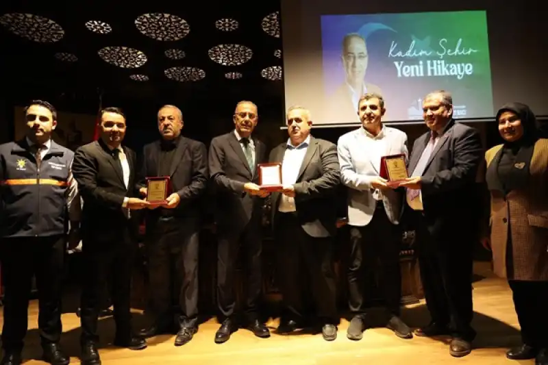 Başkan Yapar, Ak Parti Genişletilmiş Ilçe Danışma Toplantısı’na Katıldı