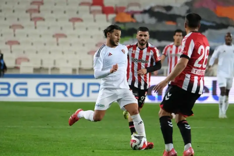 Hatayspor Sivas’ta Galibiyeti Uzatmada Kaçırdı 1-1