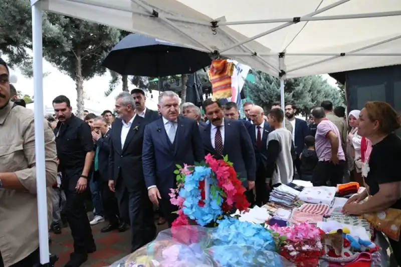 Gençlik Ve Spor Bakanı Osman Aşkın Bak, Hatay'da Zeytin Festivaline Katıldı