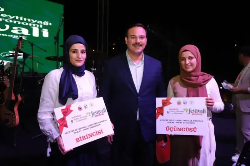 Zeytinyağı Ile Yemek Yapma Yarışmalarında Dereceye Girenler ödüllerini Aldı