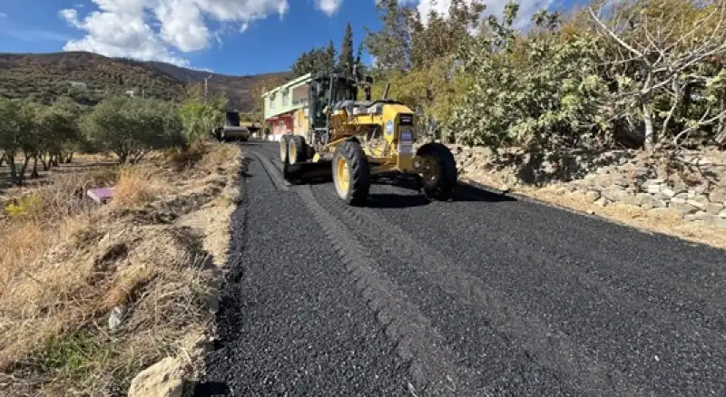 Alahan Mahallesi’nde Asfalt çalışmaları