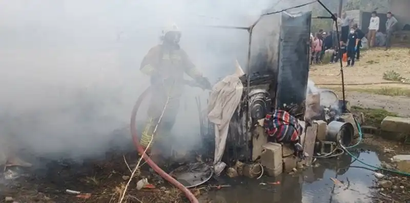 Hatay'da Konteynerde çıkan Yangında Bir Bebek öldü, Annesi Yaralandı