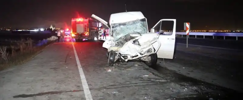 Hatay'da Trafik Kazasında Yaralanan Genç Kız Tedavi Gördüğü Hastanede öldü