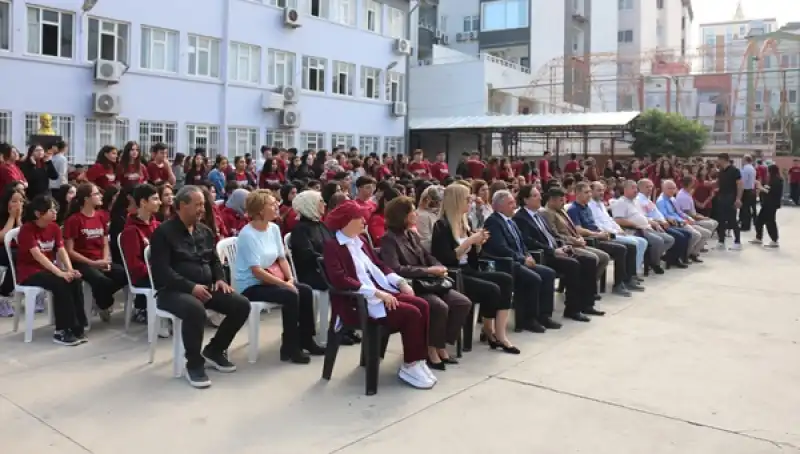 İzmir Depreminde Hayatını Kaybeden Dila Yüksel Anısına Hatay'da Sanat Atölyesi Açıldı
